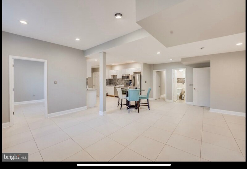 Building Photo - 7320 Bradley Blvd