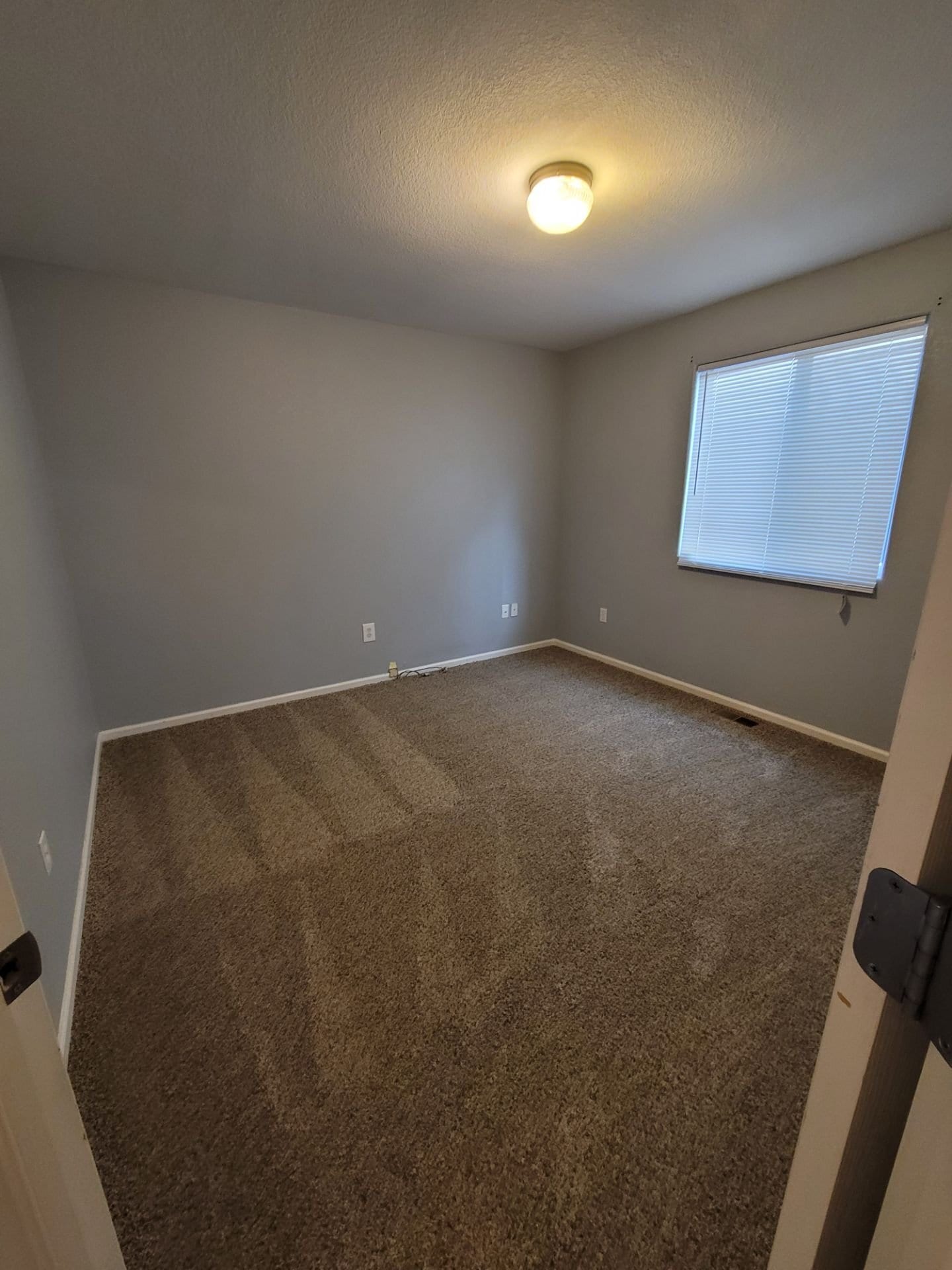 Building Photo - 7323 Bentwater Dr