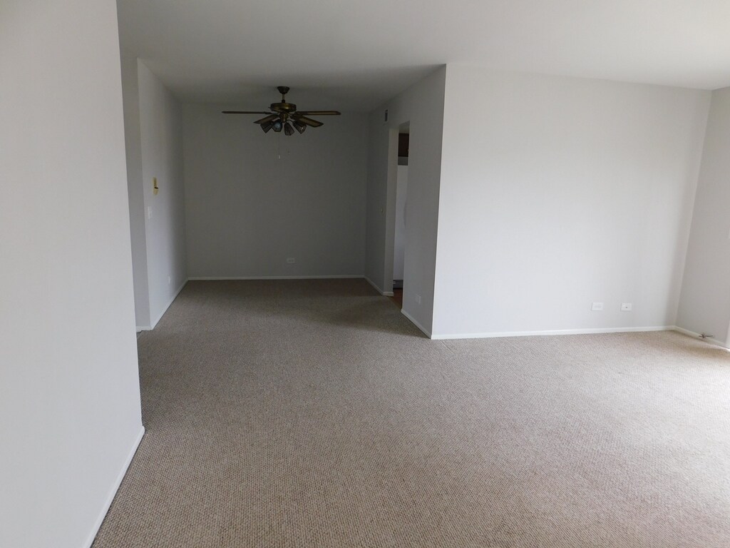 Building Photo - 573 Greystone Ln