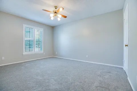 Building Photo - 4553 Southern Oak Ln