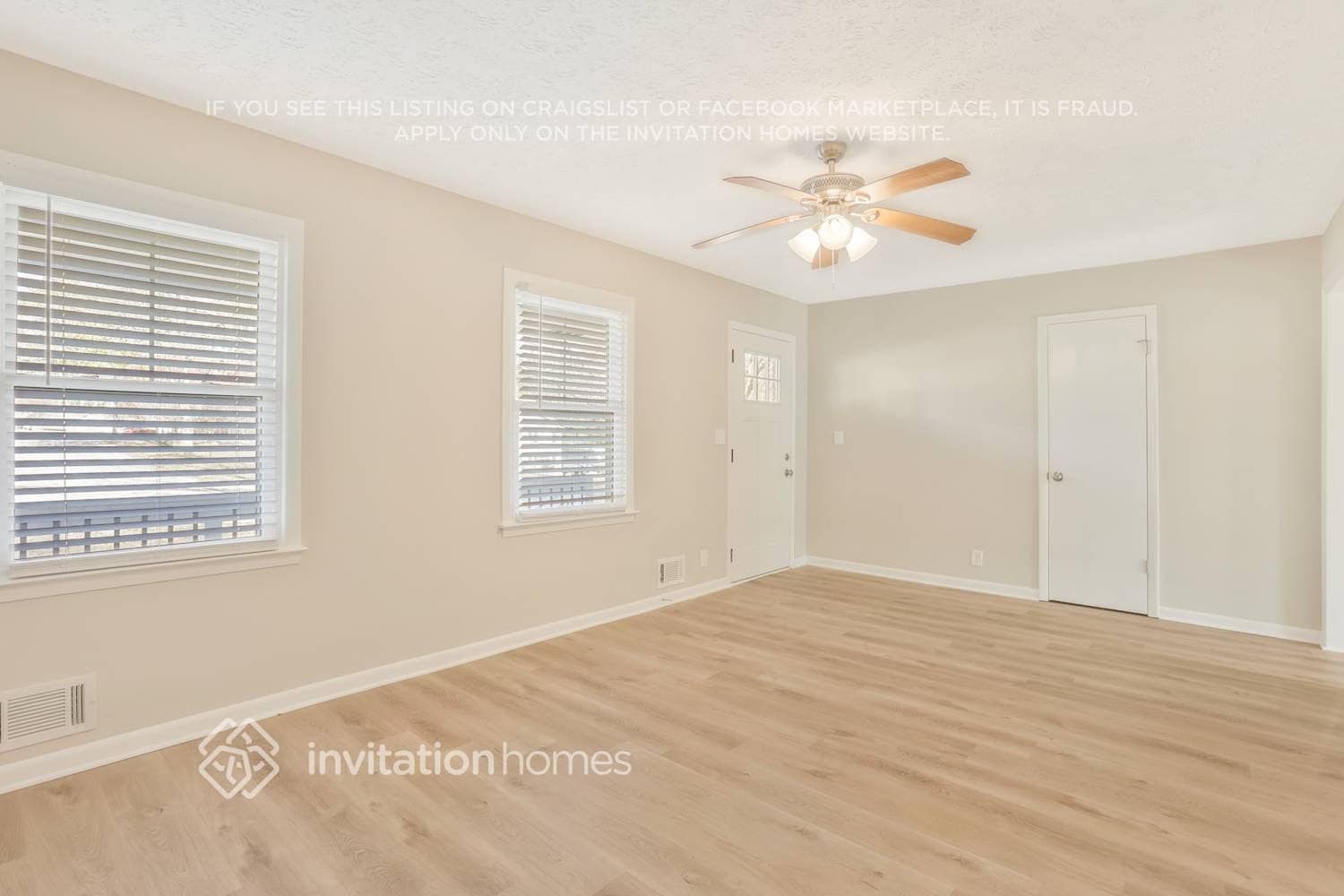 Building Photo - 1948 Englewood Way SW