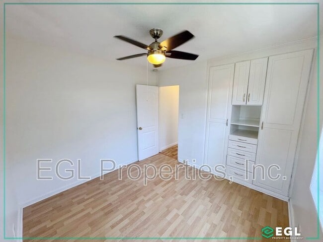 Building Photo - 837 Rose Ave