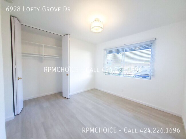 Building Photo - 6928 Lofty Grove Dr