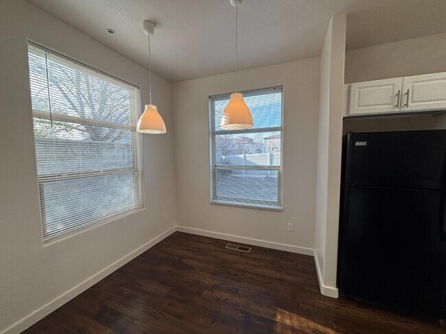 Building Photo - 7943 W Preece Dr