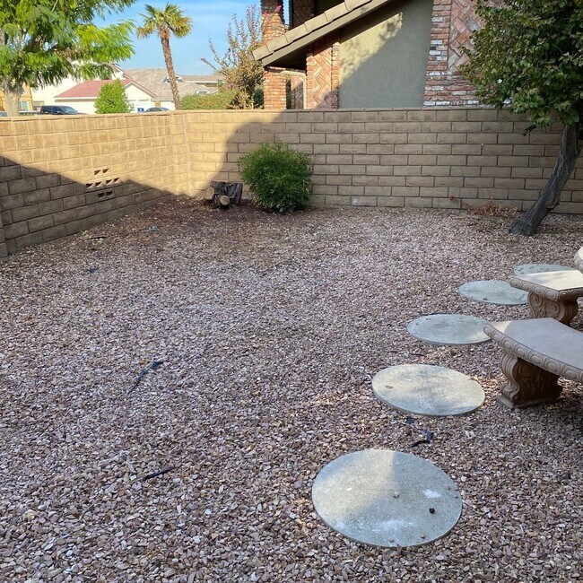 Building Photo - WATERFRONT SPRING VALLEY LAKE HOME!