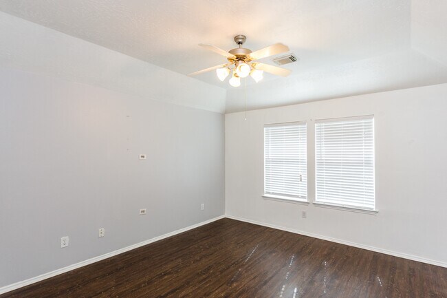 Building Photo - 2834 Trinity Glen Ln