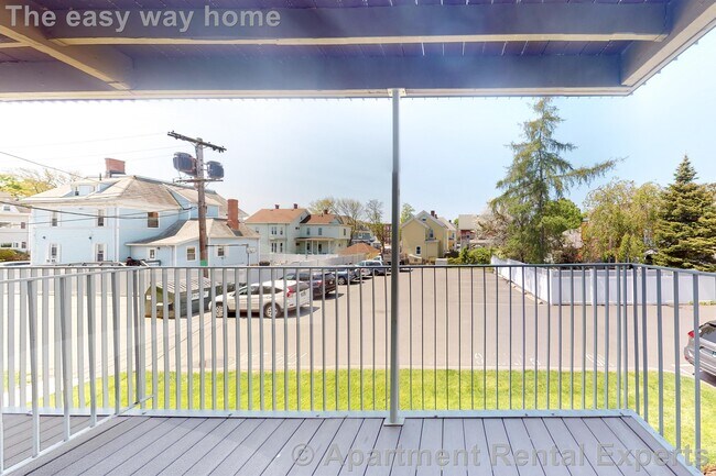 Building Photo - 134 Summer St