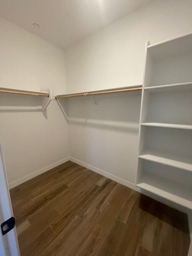 Building Photo - 13419 W Crimson Ter