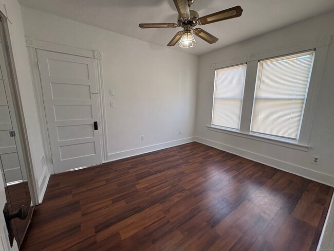 Building Photo - 118 New Haven Ave