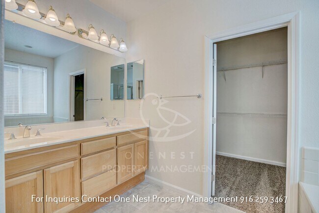 Building Photo - charming 3-bedroom, 2-bathroom single-level home