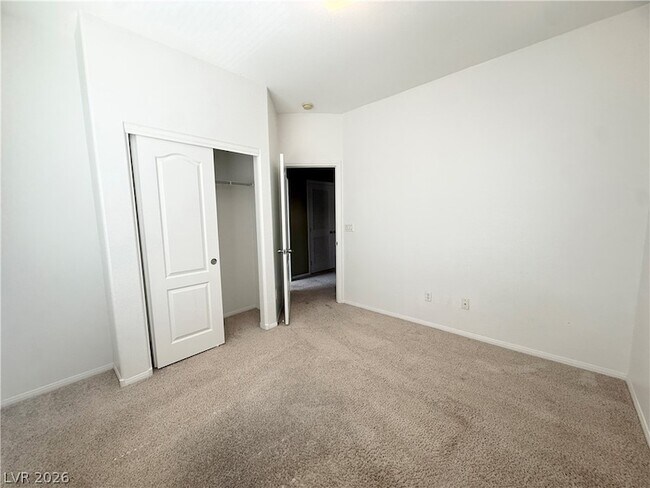 Building Photo - 673 Taliput Palm Pl