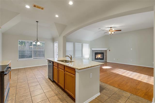 Building Photo - 608 Vanilla Ct