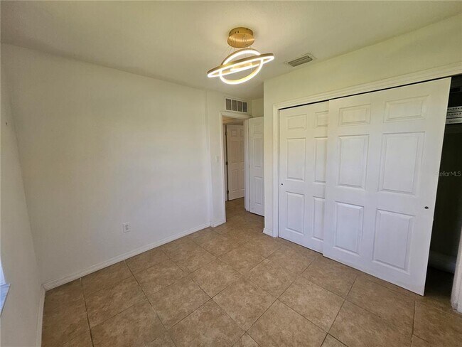 Building Photo - 21838 Edgewater Dr