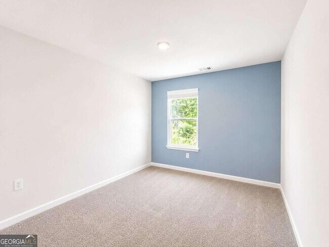 Building Photo - 14 Silverbell Ln NW