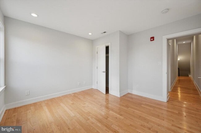 Building Photo - 629 N 32nd St