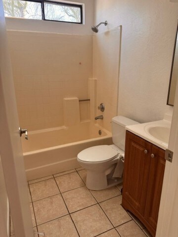 Building Photo - 16739 E Ashbrook Dr