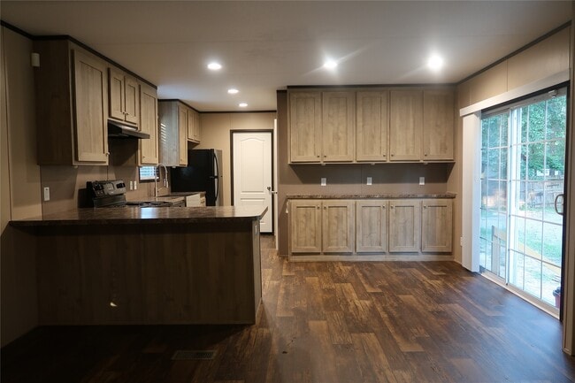 Building Photo - 16338 Crockett Bend Dr