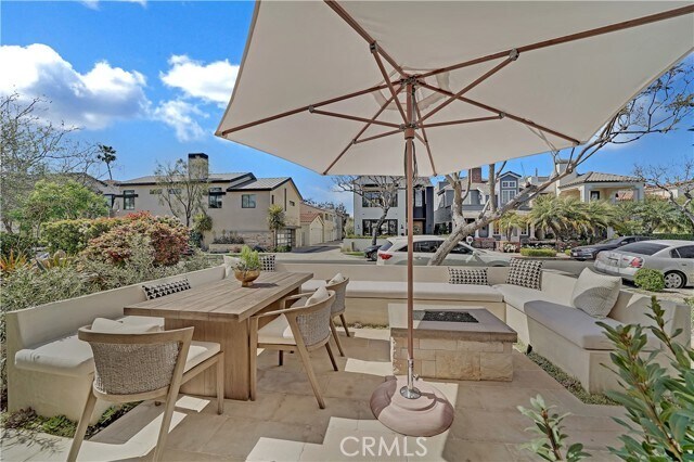 Building Photo - 412 Acacia Ave