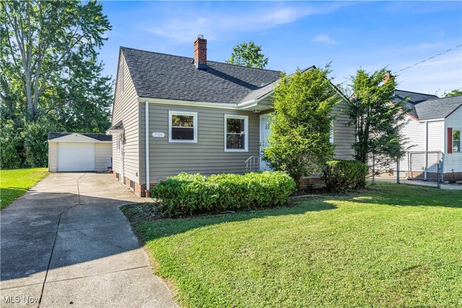 Building Photo - 17106 Holly Hill Dr