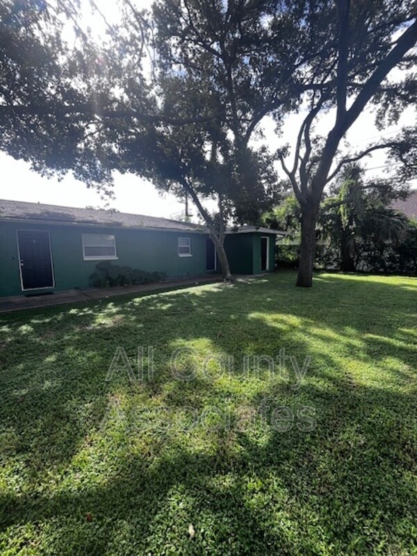 Building Photo - 2273 Norman Dr