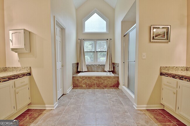 Building Photo - 304 Lamella Ln