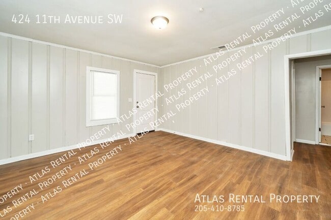 Building Photo - 424 11th Ave SW