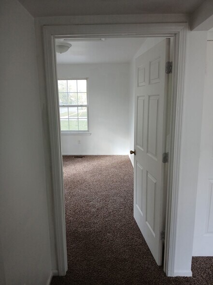 Building Photo - 501 Nova St