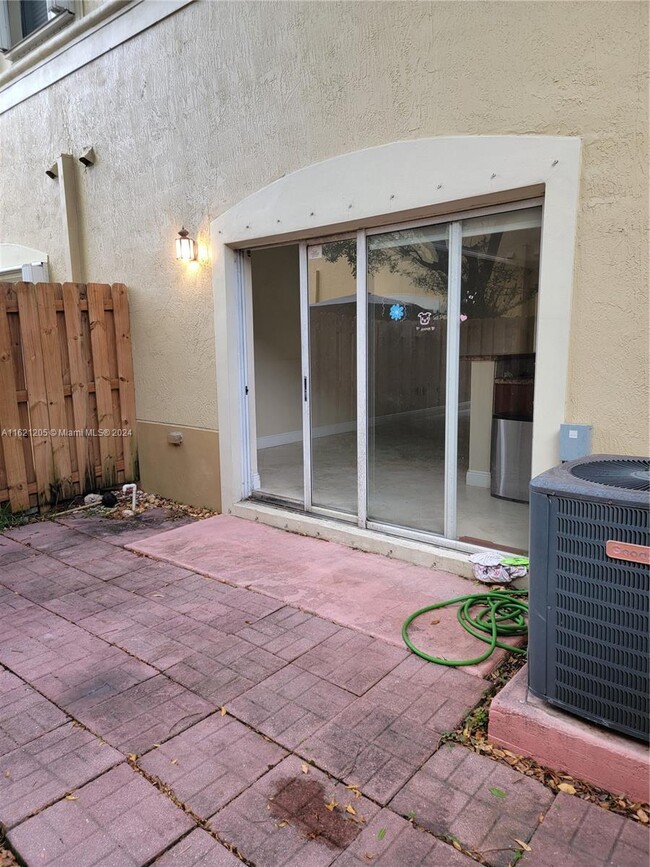 Building Photo - 8463 NW 107th Path