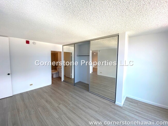 Building Photo - 775 Kinalau Pl