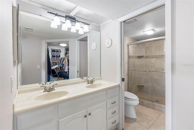 Building Photo - 363 Pinellas Bayway S