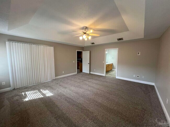 Building Photo - 7230 Annandale Dr