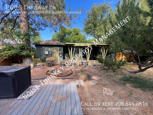 Building Photo - 1520 Chrisway Dr