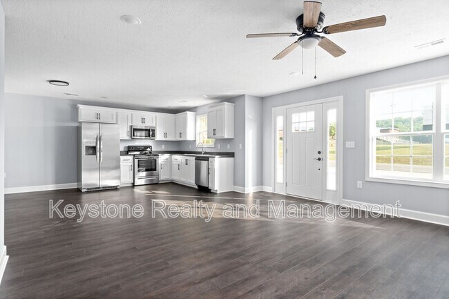 Building Photo - 111 Robertson Hill Rd