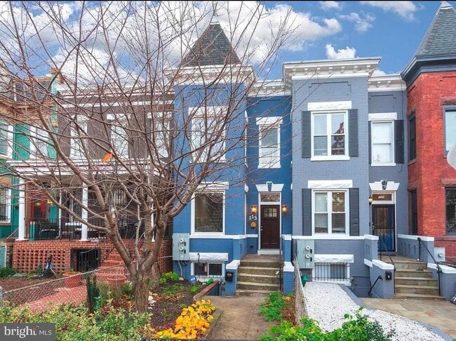 Primary Photo - 113 R St NE