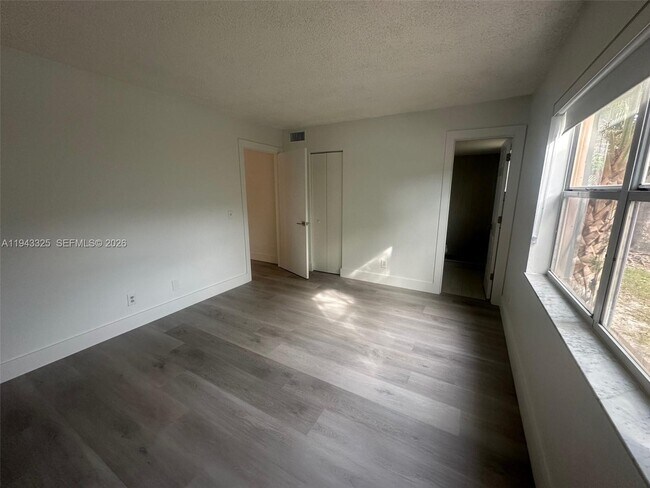 Building Photo - 10413 NW 7th St