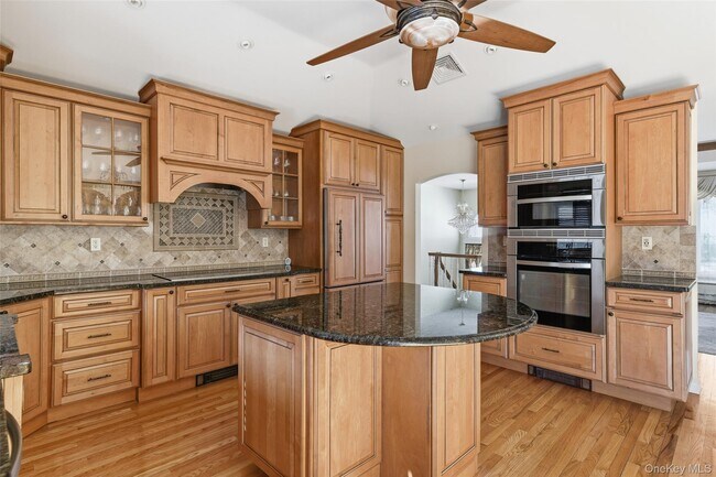 Building Photo - 716 Park Ln