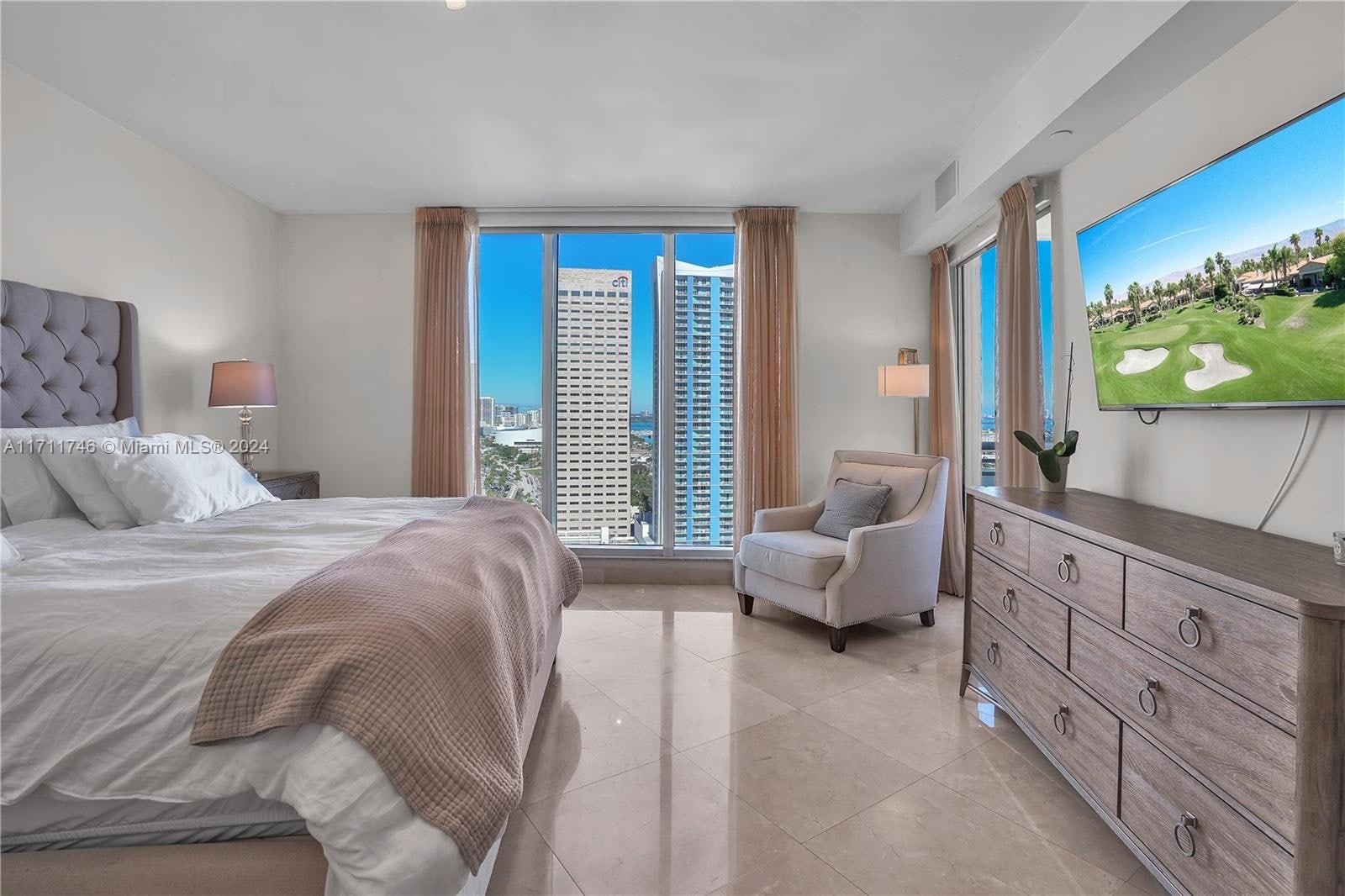 Building Photo - 901 Brickell Key