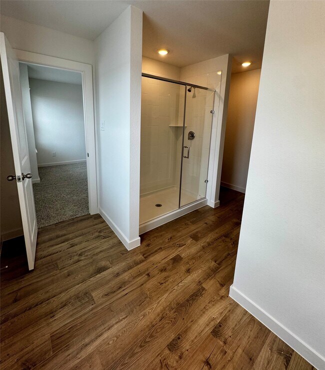 Building Photo - 2142 Olivos St