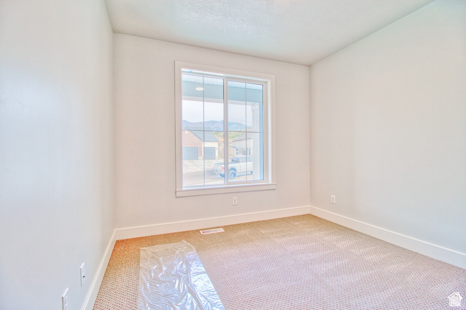 Building Photo - 1338 S 450 E