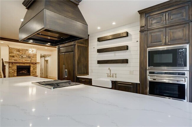 Building Photo - 521 Brendlynn Ct