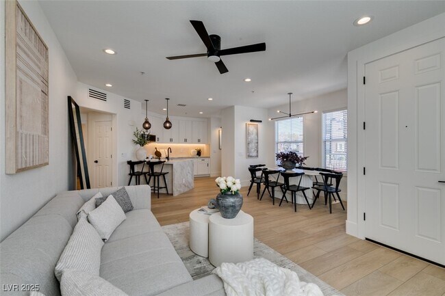 Building Photo - 8777 W Maule Ave