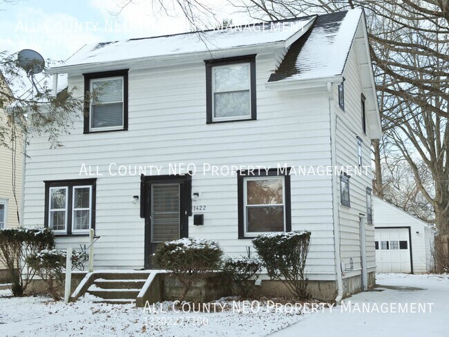 Building Photo - 1422 Elder Ave