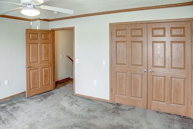 Building Photo - 2 br, 2 bath Townhome - Hattie Greene