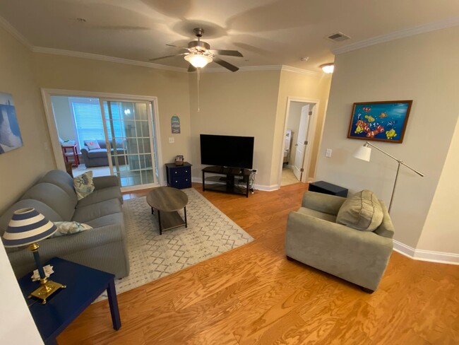 Building Photo - 2Bed/2bath Apartment in Surf City