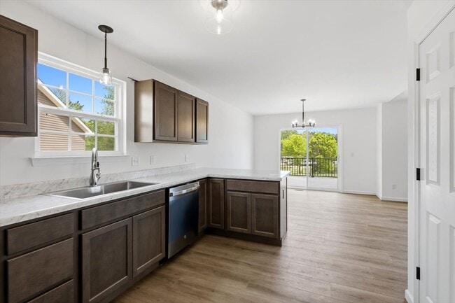 Building Photo - 179 Rivers Edge Dr