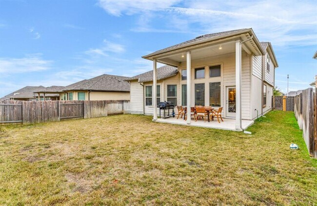 Building Photo - 129 Birkshire Dr