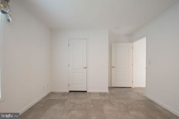 Building Photo - 16 Loxley Ln