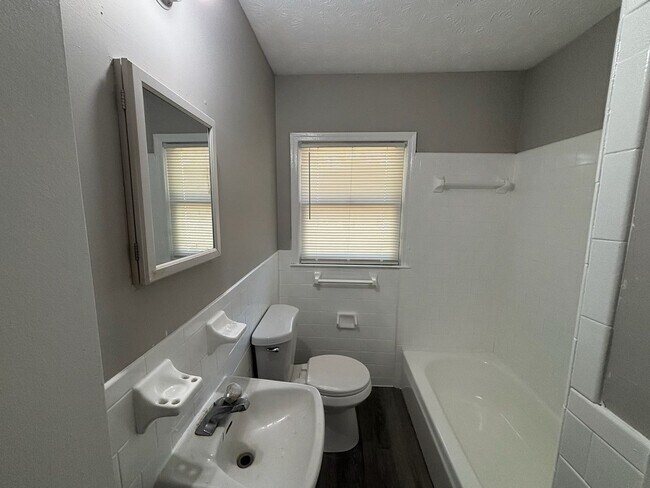 Building Photo - New On the Market!