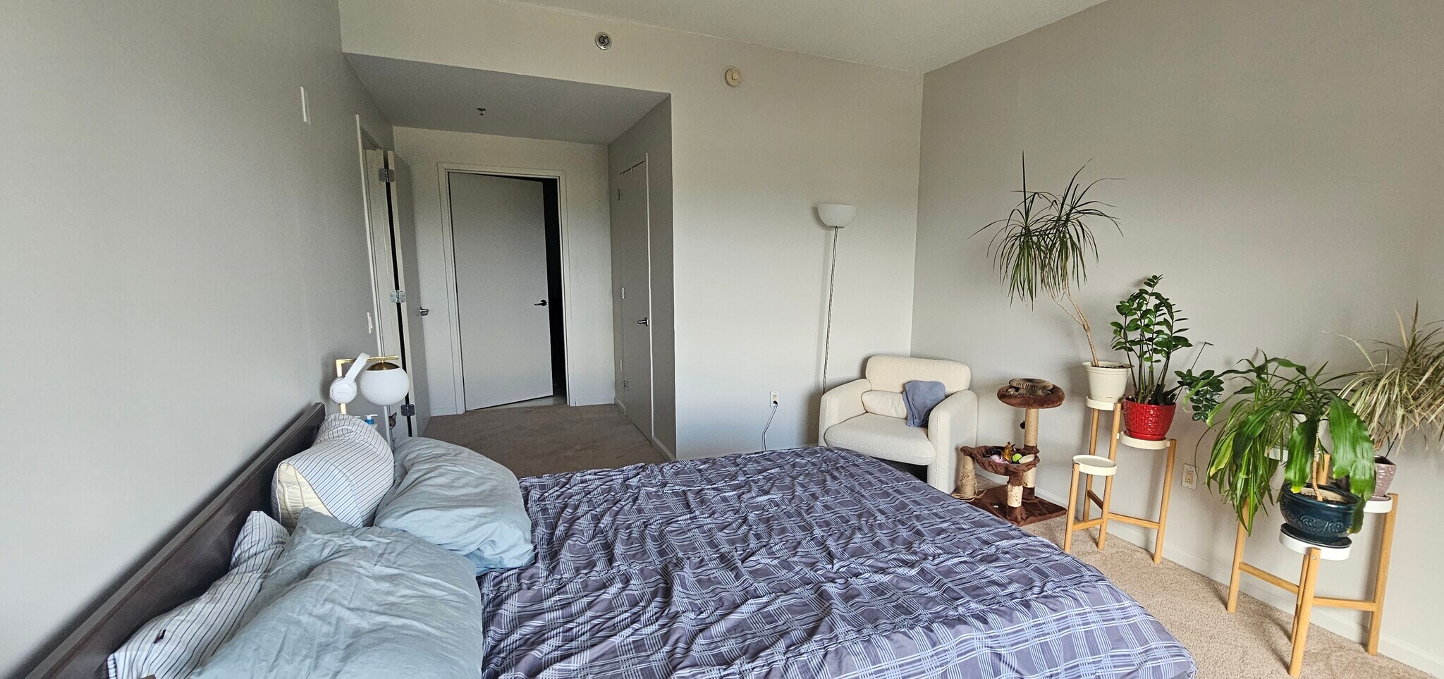 Building Photo - 1 Carriage City Plz