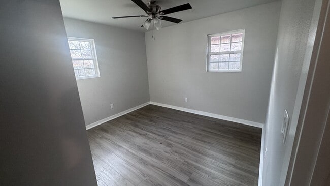 Building Photo - 3503 Division St